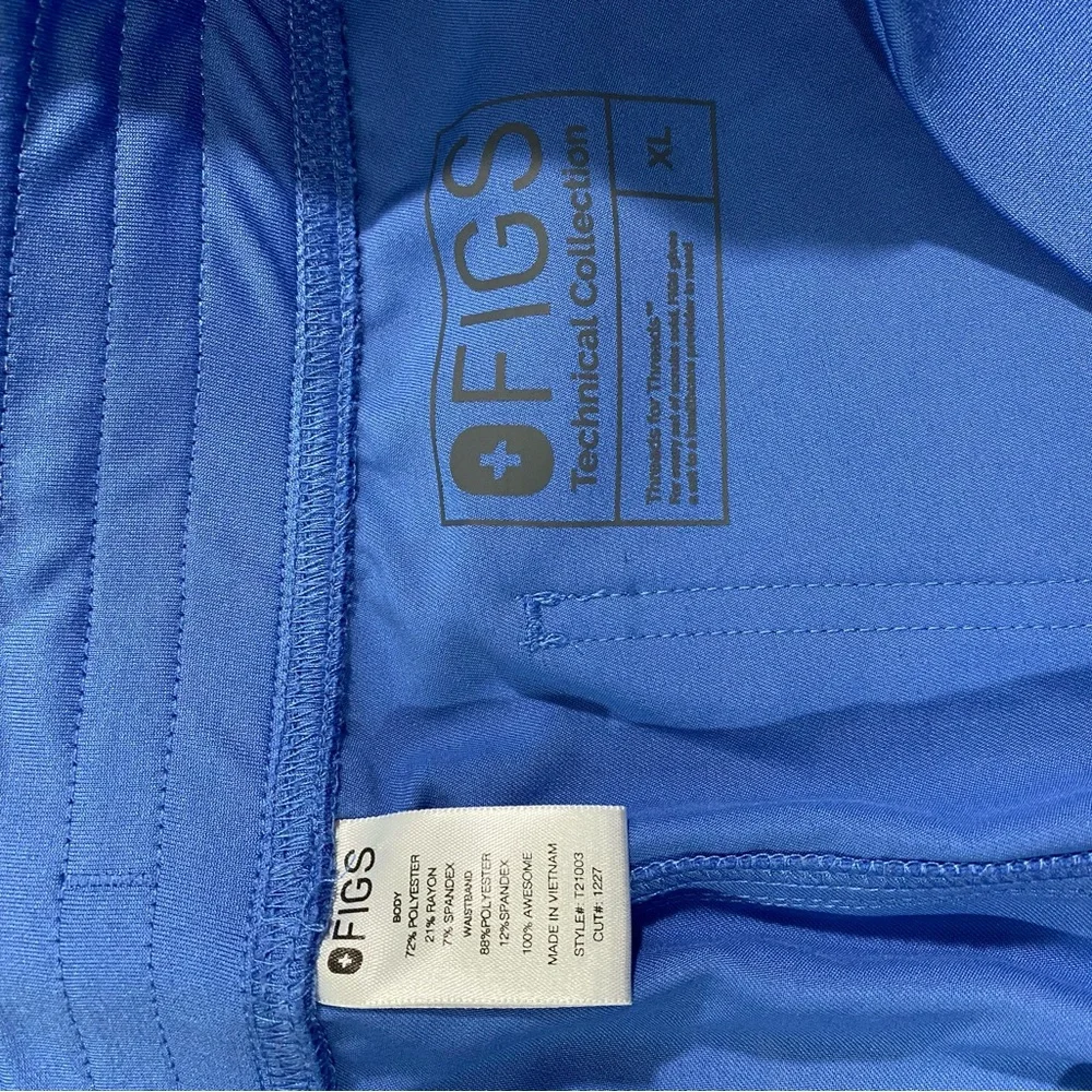 FIGS Technical Collection Mens Scrubs - Size XL